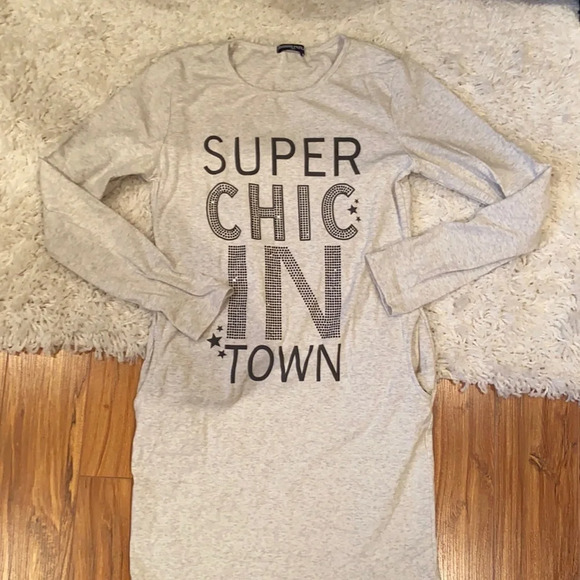 Kids dress - Picture 1 of 3